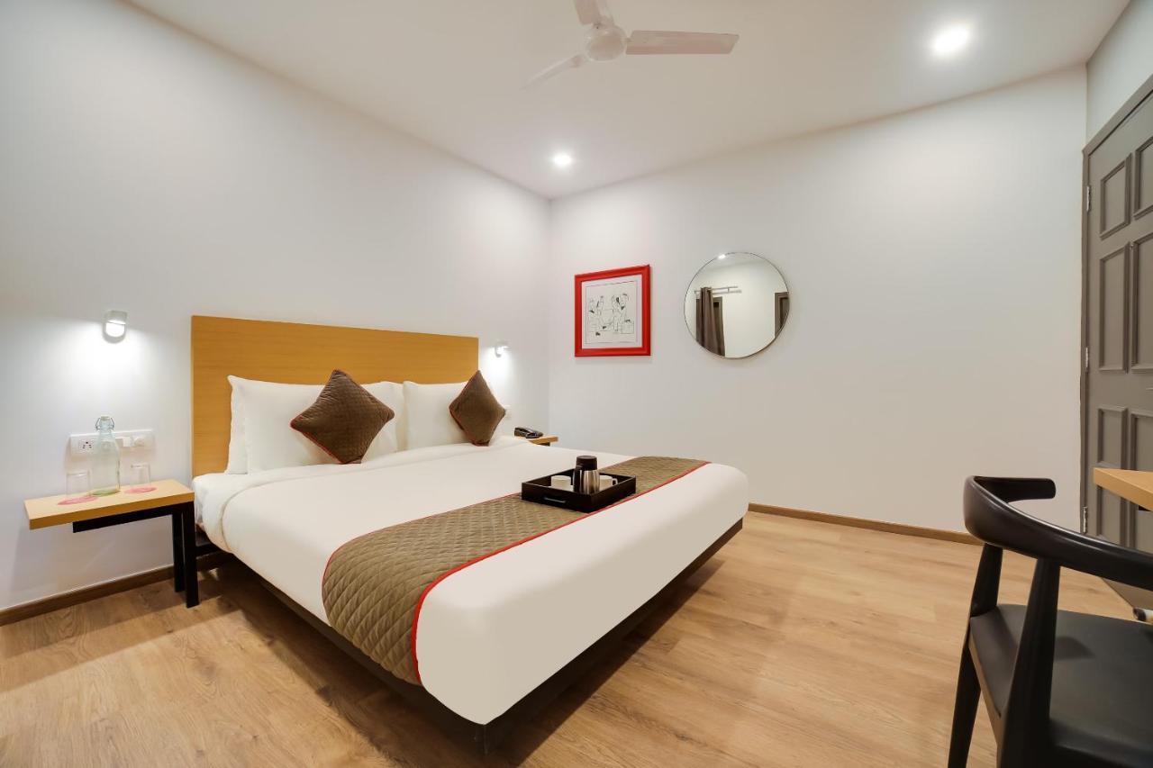 Oyo Townhouse 019 Anand Vihar Hotel Nuova Delhi Esterno foto