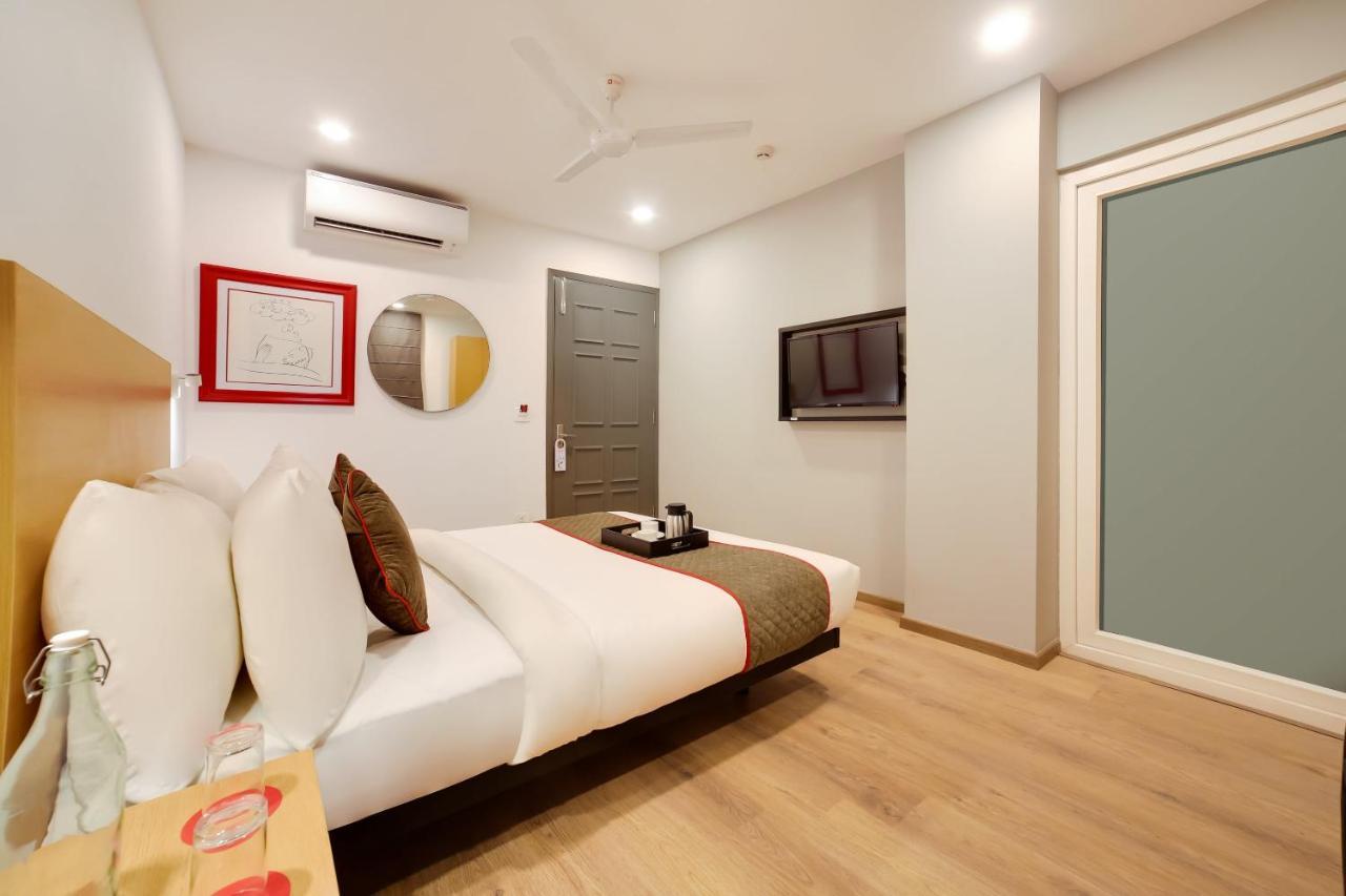 Oyo Townhouse 019 Anand Vihar Hotel Nuova Delhi Esterno foto