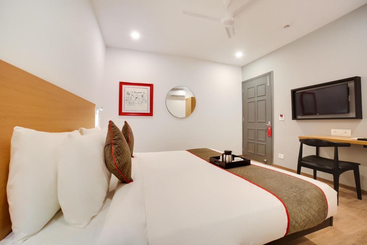 Oyo Townhouse 019 Anand Vihar Hotel Nuova Delhi Esterno foto